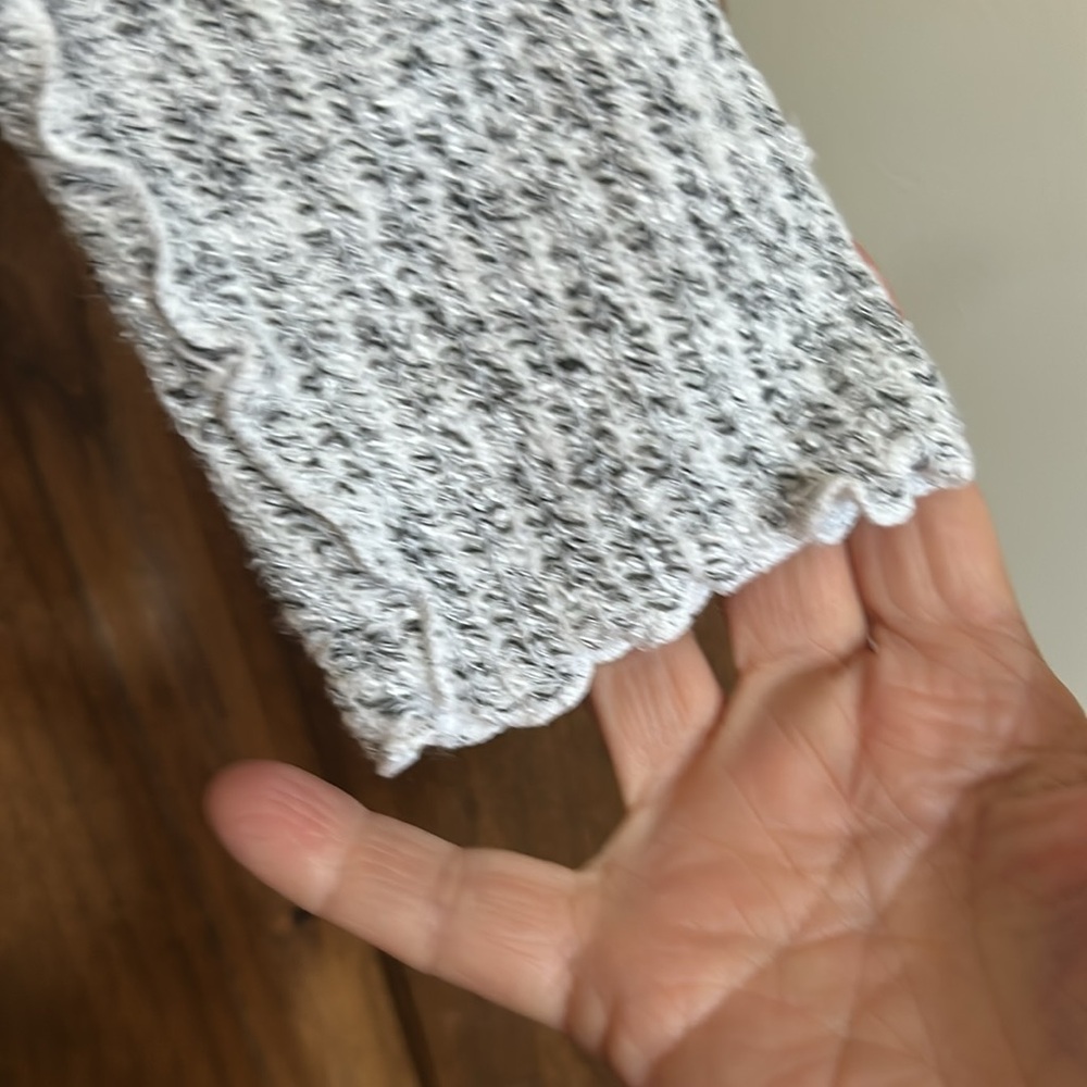 Cut loose gray/white textured cardigan - Picture 4 of 5